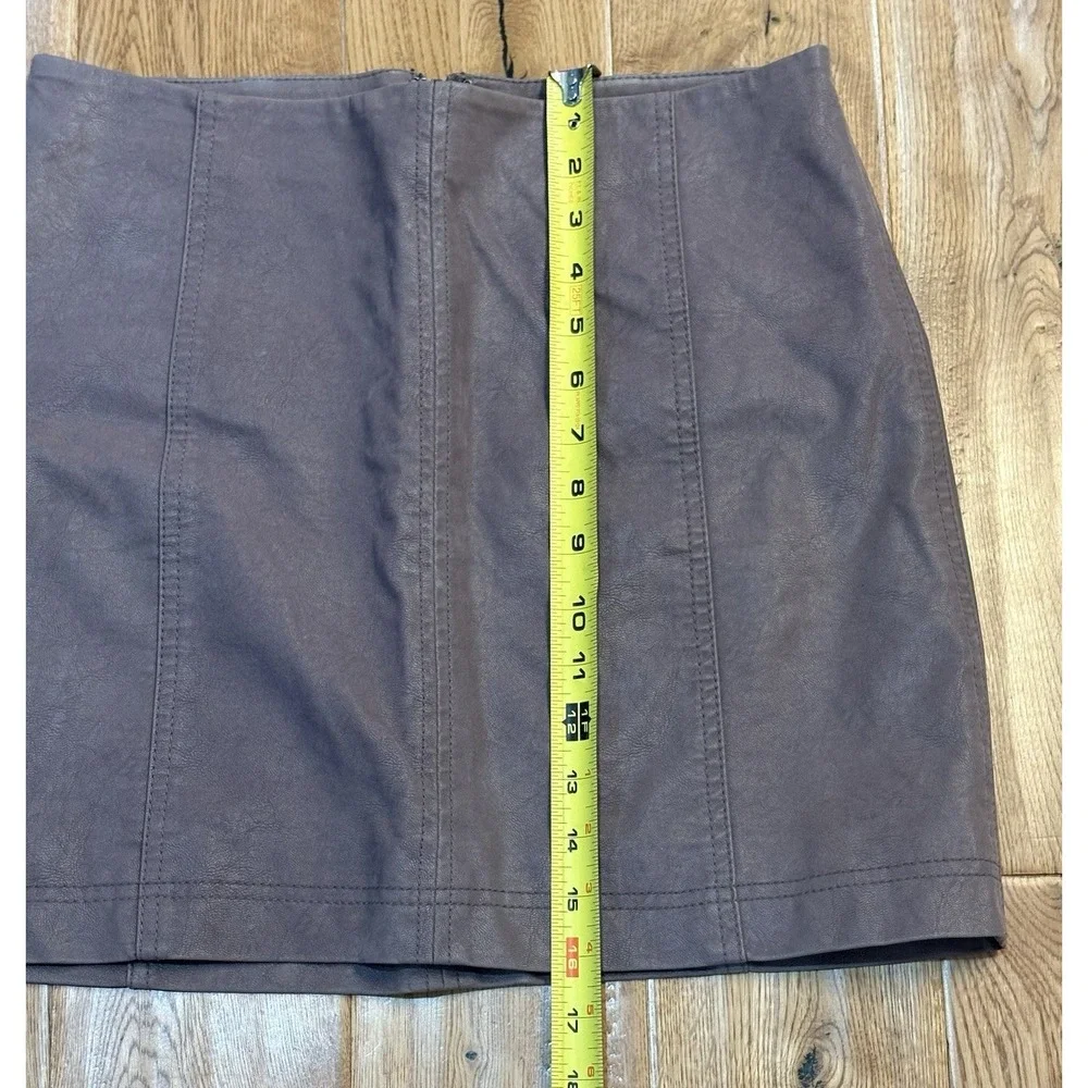 Free People Modern Femme Mini‎ Skirt Mulberry Sz 8